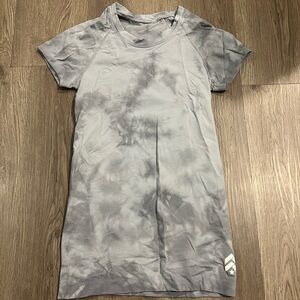 lululemon swiftly tech short-sleeve - blue/gray tie dye
